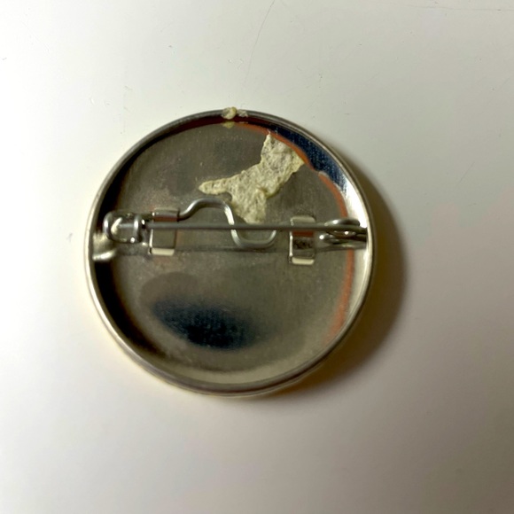 Vintage pins. 80s & 90s - Picture 13 of 15